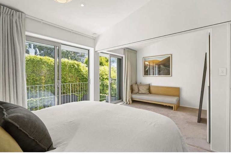 Photo of property in 1/20 Maritime Terrace, Birkenhead, Auckland, 0626