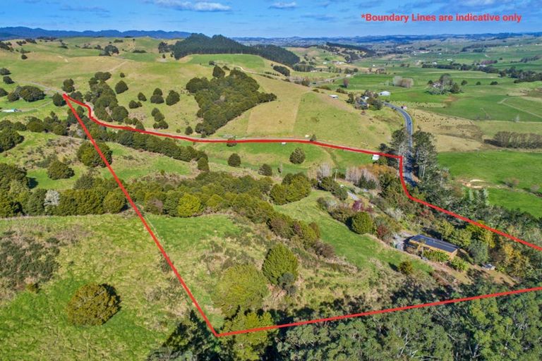 Photo of property in 1214 Paparoa-oakleigh Road, Taipuha, Whangarei, 0178
