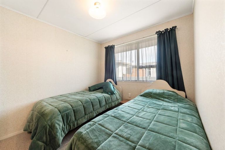 Photo of property in 9b Crombie Street, Gore, 9710