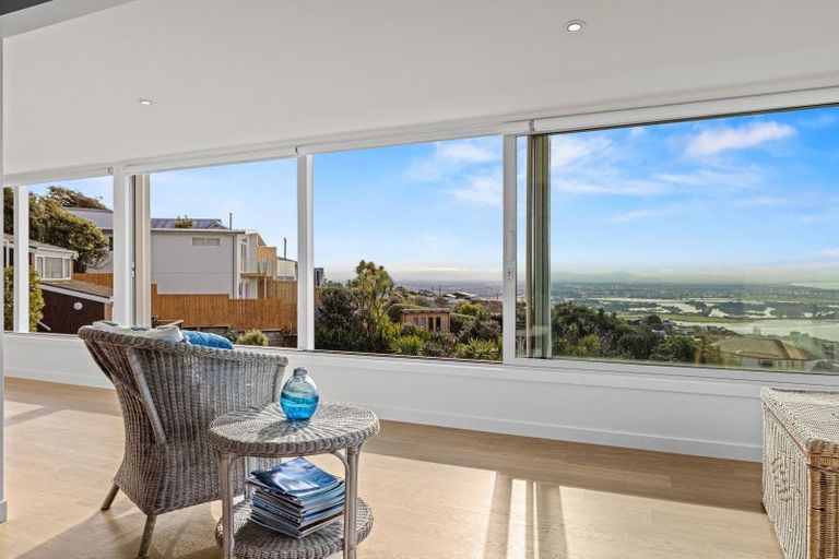 Photo of property in 21 Muritai Terrace, Mount Pleasant, Christchurch, 8081