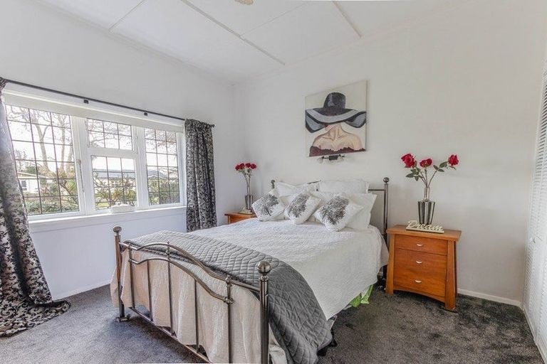 Photo of property in 18 Godwin Crescent, College Estate, Whanganui, 4500