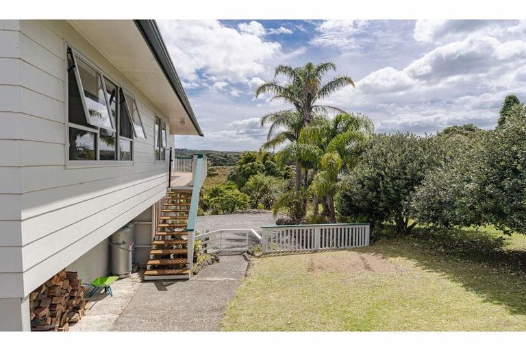 Photo of property in 83 Rangitane Loop Road, Kerikeri, 0294