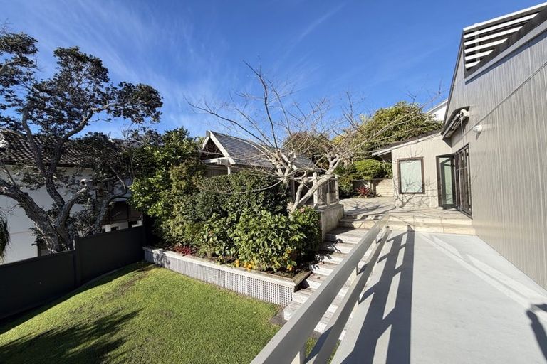 Photo of property in 24 Clovelly Road, Bucklands Beach, Auckland, 2012