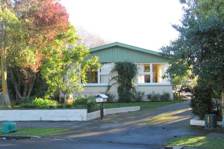 Photo of property in 8 Kanuku Place, Cashmere, Christchurch, 8022