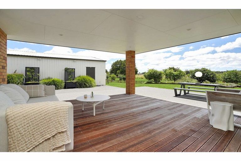 Photo of property in 26 Awhitu Road, Kerikeri, 0230