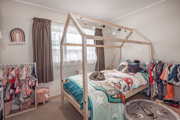 Photo of property in 819 Clive Street, Akina, Hastings, 4122