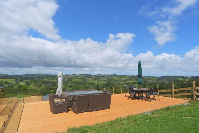 Photo of property in 91 Trig Road, Whitford, Howick, 2571