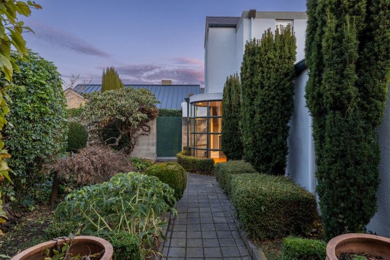 Photo of property in 17 Allister Avenue, Merivale, Christchurch, 8014