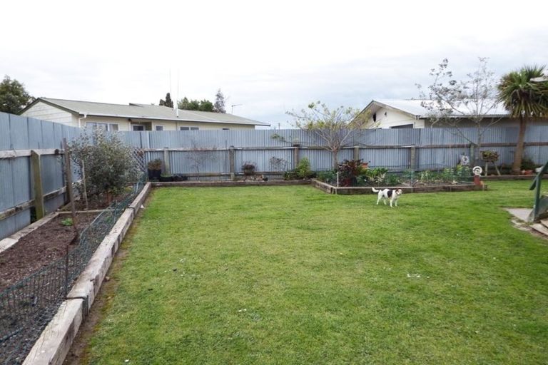 Photo of property in 32 Barton Street, Marton, 4710