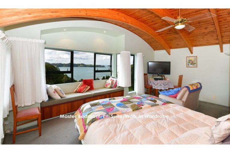 Photo of property in 15 Opahi Bay Road, Mahurangi West, Warkworth, 0983