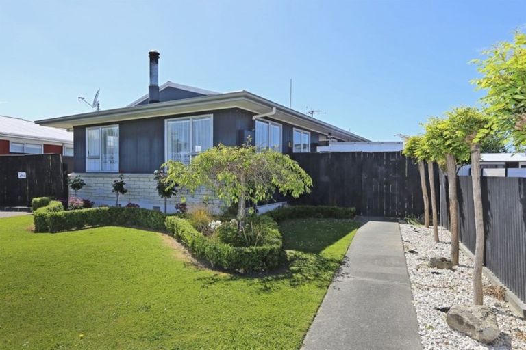 Photo of property in 18 Foster Terrace, Onekawa, Napier, 4110