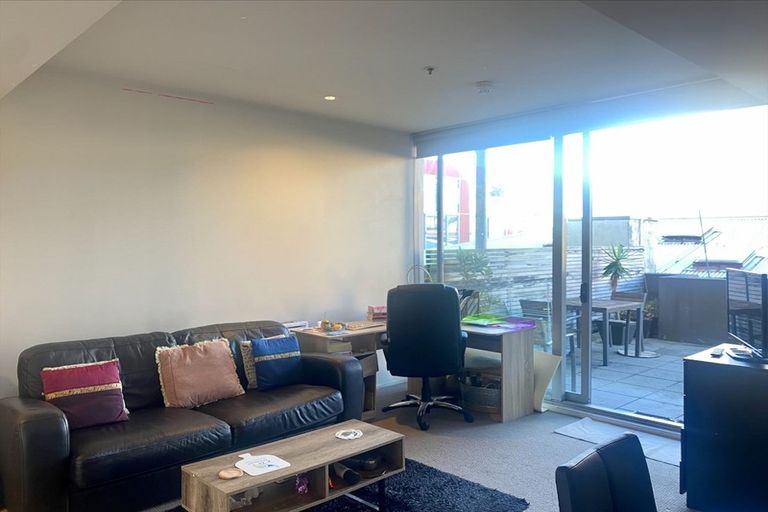 Photo of property in The Wellington Suites, 387/233 Cuba Street, Te Aro, Wellington, 6011