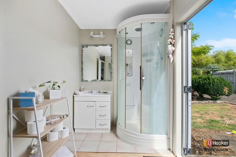 Photo of property in 11 Ocean Breeze Drive, Waihi Beach, 3611