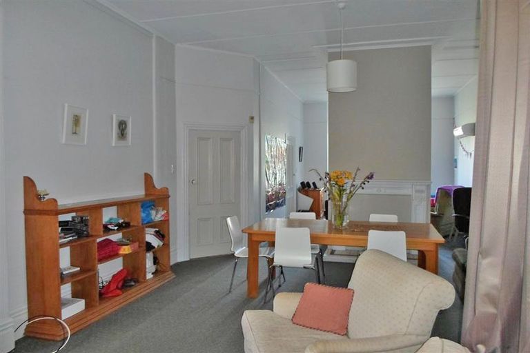 Photo of property in 25 Austin Street, Mount Victoria, Wellington, 6011