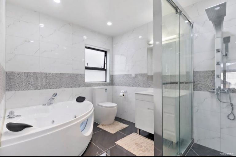 Photo of property in 12 Fong Road, Flat Bush, Auckland, 2019