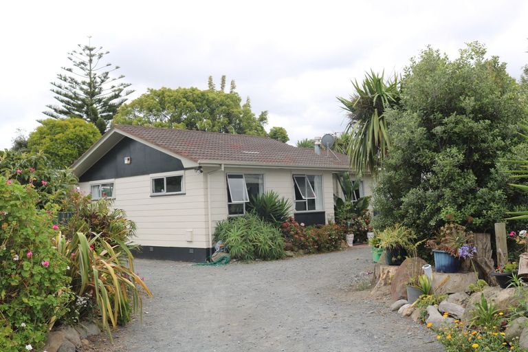 Photo of property in 12 Ulay Place, Clover Park, Auckland, 2019