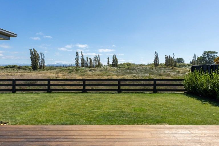 Photo of property in 31 Te Hurunui Drive, Pegasus, 7612