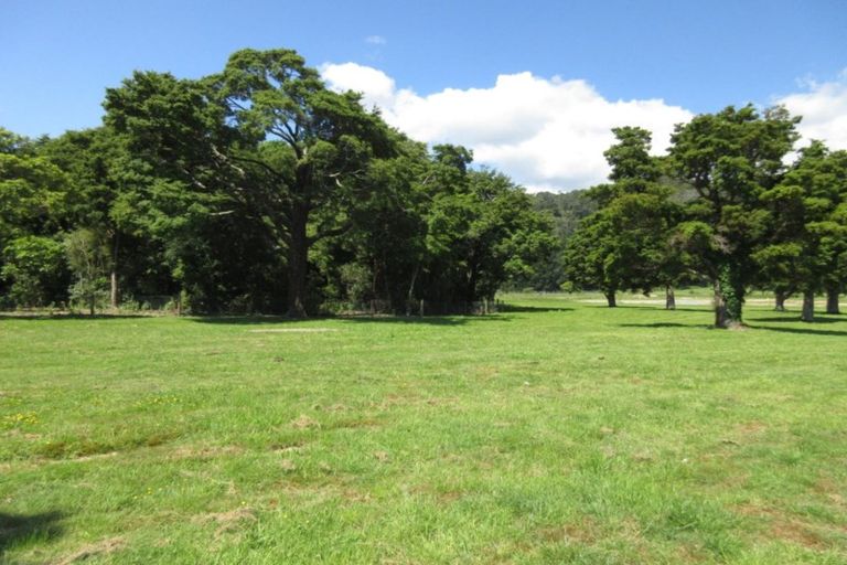 Photo of property in 5 Pattullo Crescent, Wallaceville, Upper Hutt, 5018