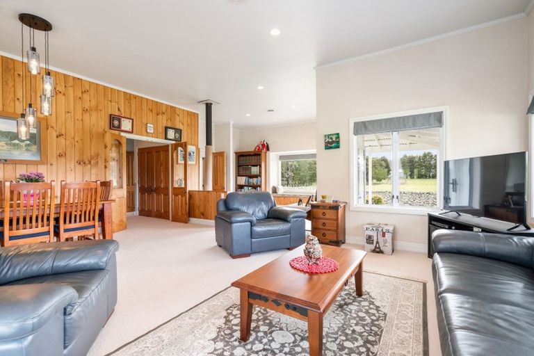 Photo of property in 30 Saleyards Road, Kauri, 0185