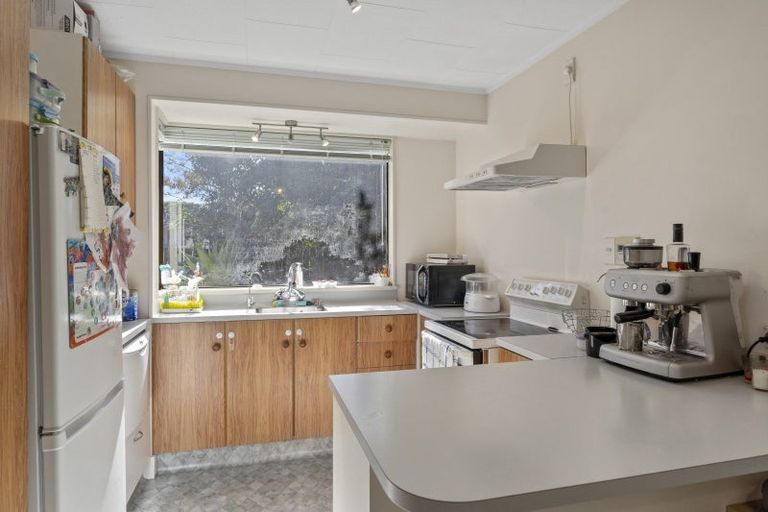 Photo of property in 82 Langdale Avenue, Paraparaumu, 5032