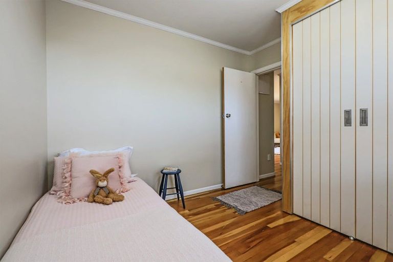 Photo of property in 126 Harlech Street, Mayfair, Hastings, 4122