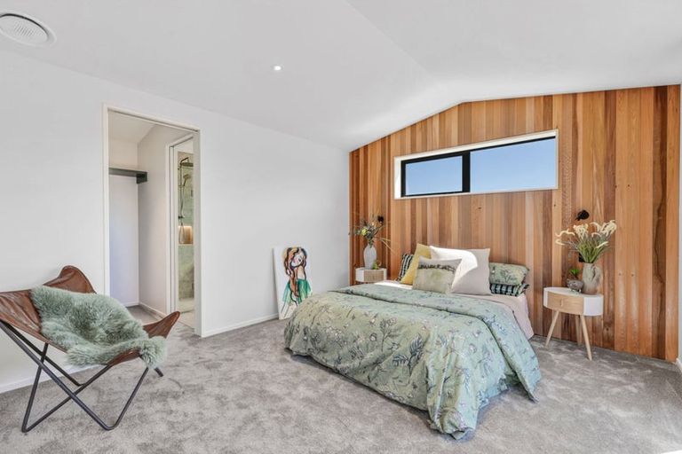 Photo of property in 22 Gillespie Street, Lake Hawea, 9382