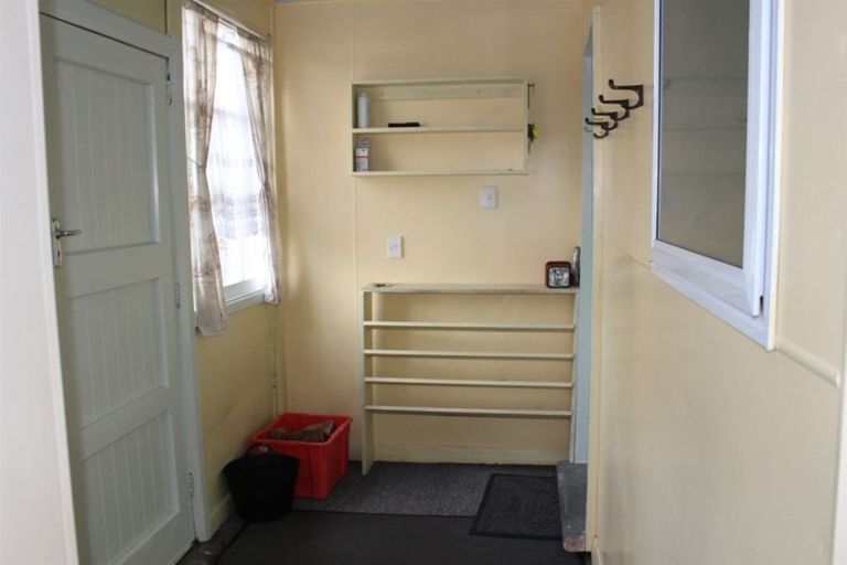 Photo of property in 28 Marlborough Street, Greymouth, 7805