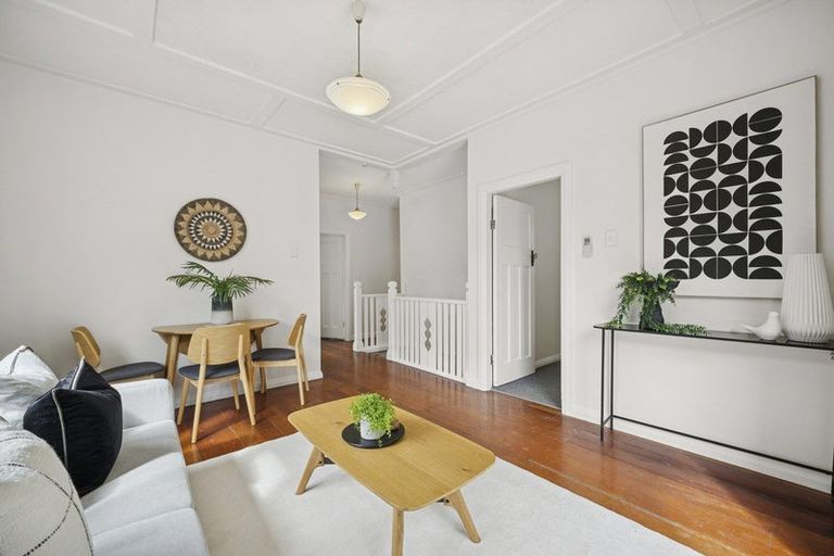Photo of property in 40 Holloway Road, Aro Valley, Wellington, 6021