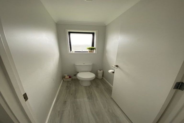 Photo of property in 4 Komata Crescent, Papamoa Beach, Papamoa, 3118