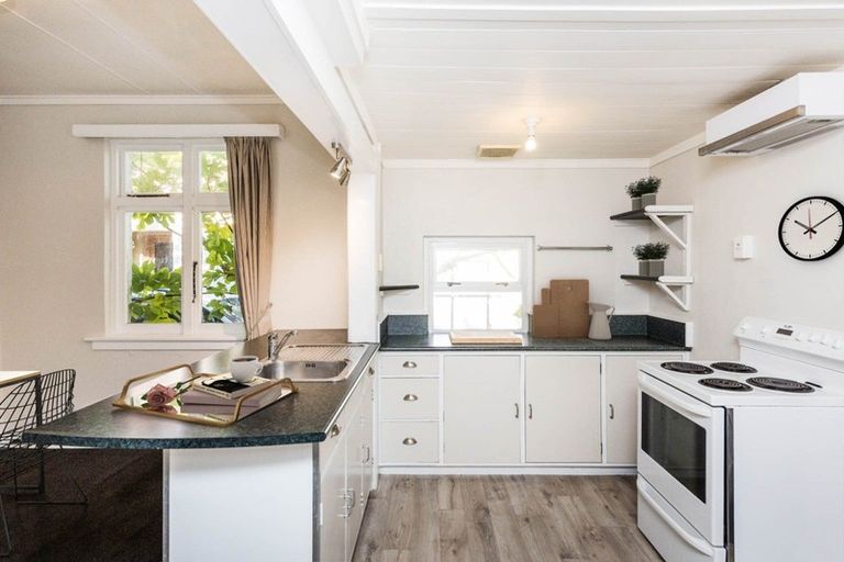 Photo of property in 147 Church Street, West End, Palmerston North, 4412