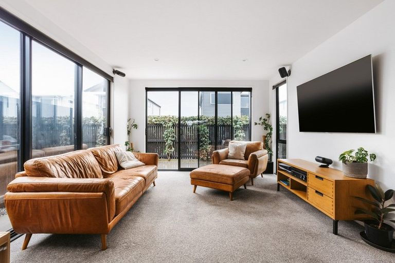 Photo of property in 98 Franks Way, Papamoa Beach, Papamoa, 3118