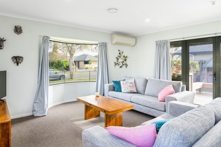 Photo of property in 41 Diomede Glade, Flagstaff, Hamilton, 3210