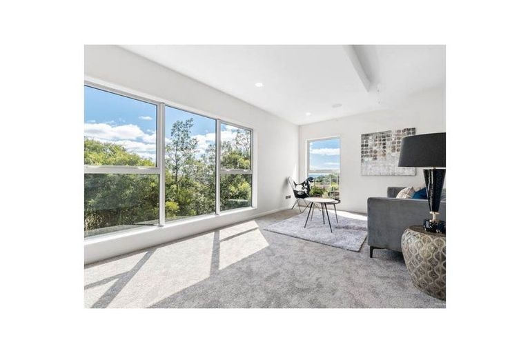 Photo of property in 185b Browns Bay Road, Browns Bay, Auckland, 0630
