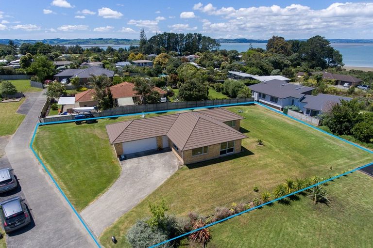 Photo of property in 48 Omana Avenue, Shelly Beach, Helensville, 0874