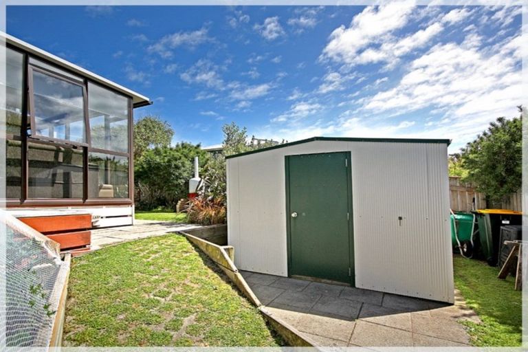 Photo of property in 4 Malthus Place, Foxton Beach, Foxton, 4815