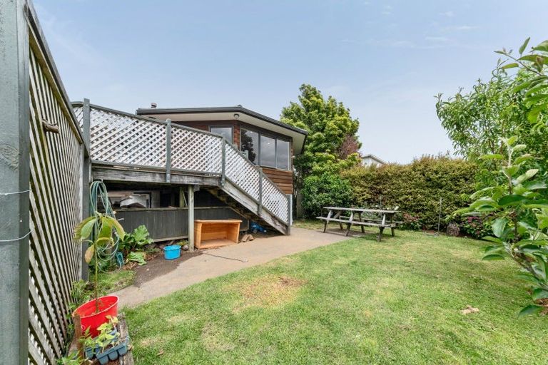 Photo of property in 10 Saint Ives Grove, Whalers Gate, New Plymouth, 4310