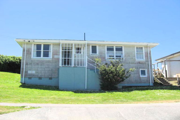 Photo of property in 59 Piko Street, Titahi Bay, Porirua, 5022