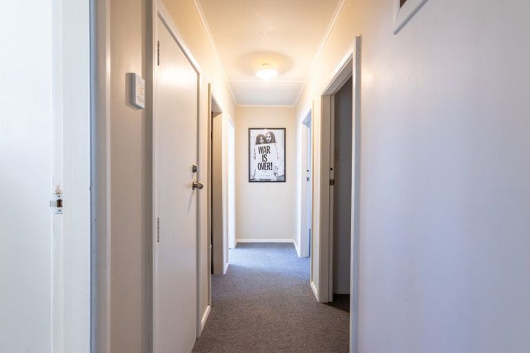 Photo of property in 10 Collett Street, Dannevirke, 4930