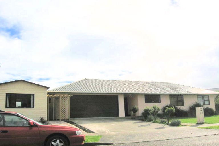 Photo of property in 32 Caroline Drive, Feilding, 4702