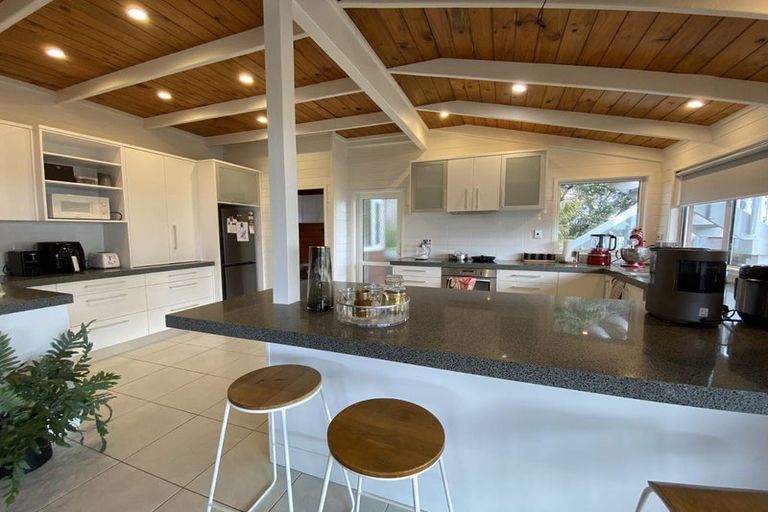 Photo of property in 6 Fishermans Cove, Army Bay, Whangaparaoa, 0930