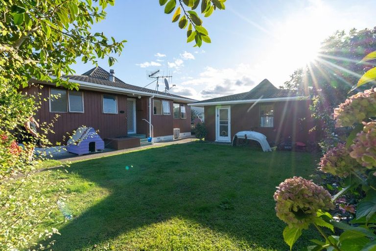 Photo of property in 10 Te Kama Street, Levin, 5510