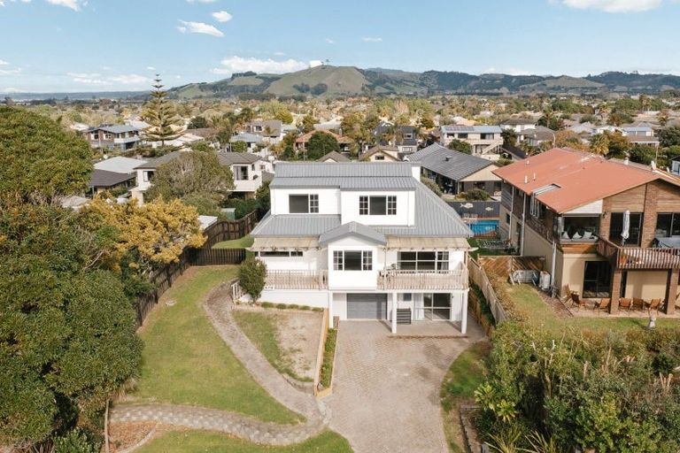 Photo of property in 678 Papamoa Beach Road, Papamoa Beach, Papamoa, 3118