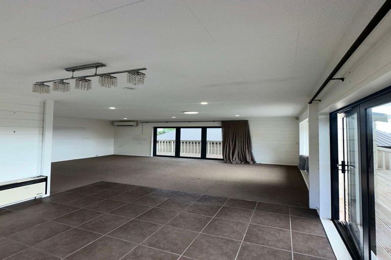 Photo of property in 4 Rotoma Rise, Clover Park, Auckland, 2019