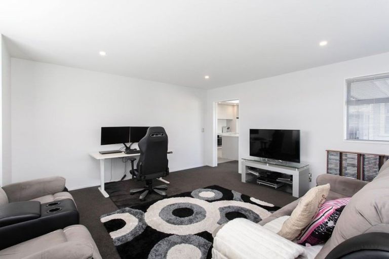 Photo of property in 1 Denali Street, Halswell, Christchurch, 8025