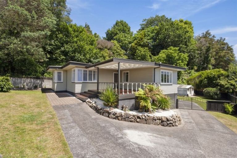 Photo of property in 11 Rangaroa Road, Taumarunui, 3920