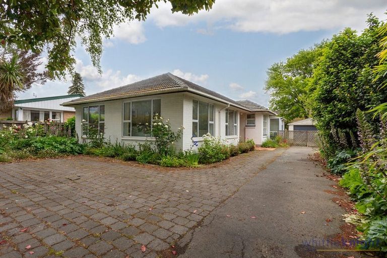 Photo of property in 91 Grahams Road, Burnside, Christchurch, 8041