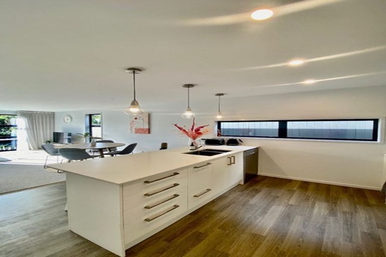 Photo of property in 10 Paddock Lane, Pukekohe, 2120