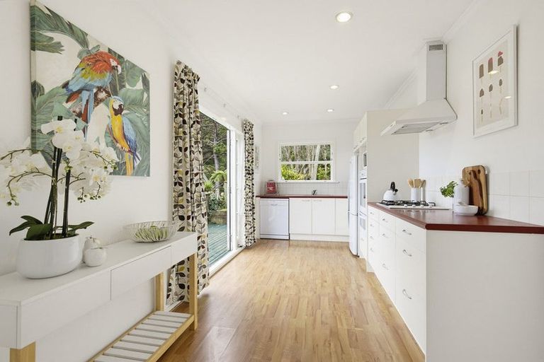 Photo of property in 7 Mortimer Terrace, Aro Valley, Wellington, 6021