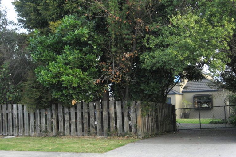 Photo of property in 811 Avenue Road East, Parkvale, Hastings, 4122