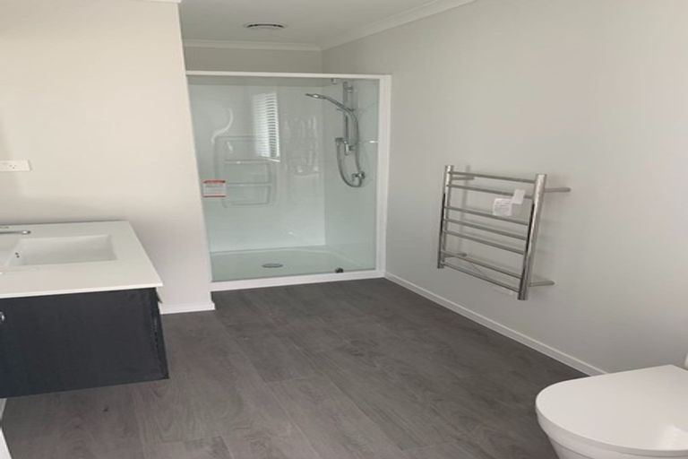 Photo of property in 16 Anglers Way, Omokoroa, 3114